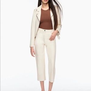 Aritzia Melina Cropped Pant